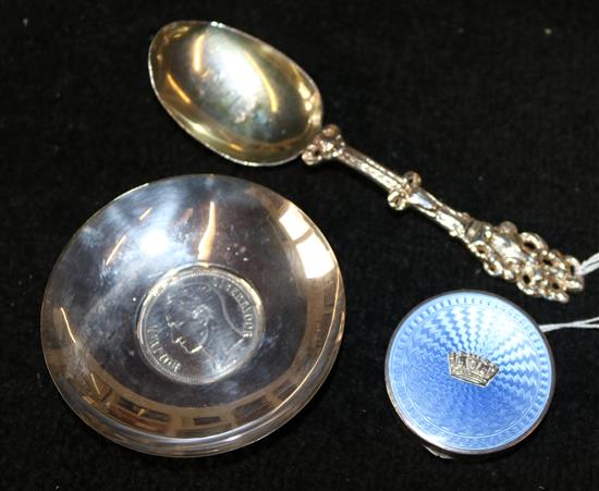 19C Dutch silver apostle spoon, Naval sweetheart silver & guilloche enamel compact & a coin dish